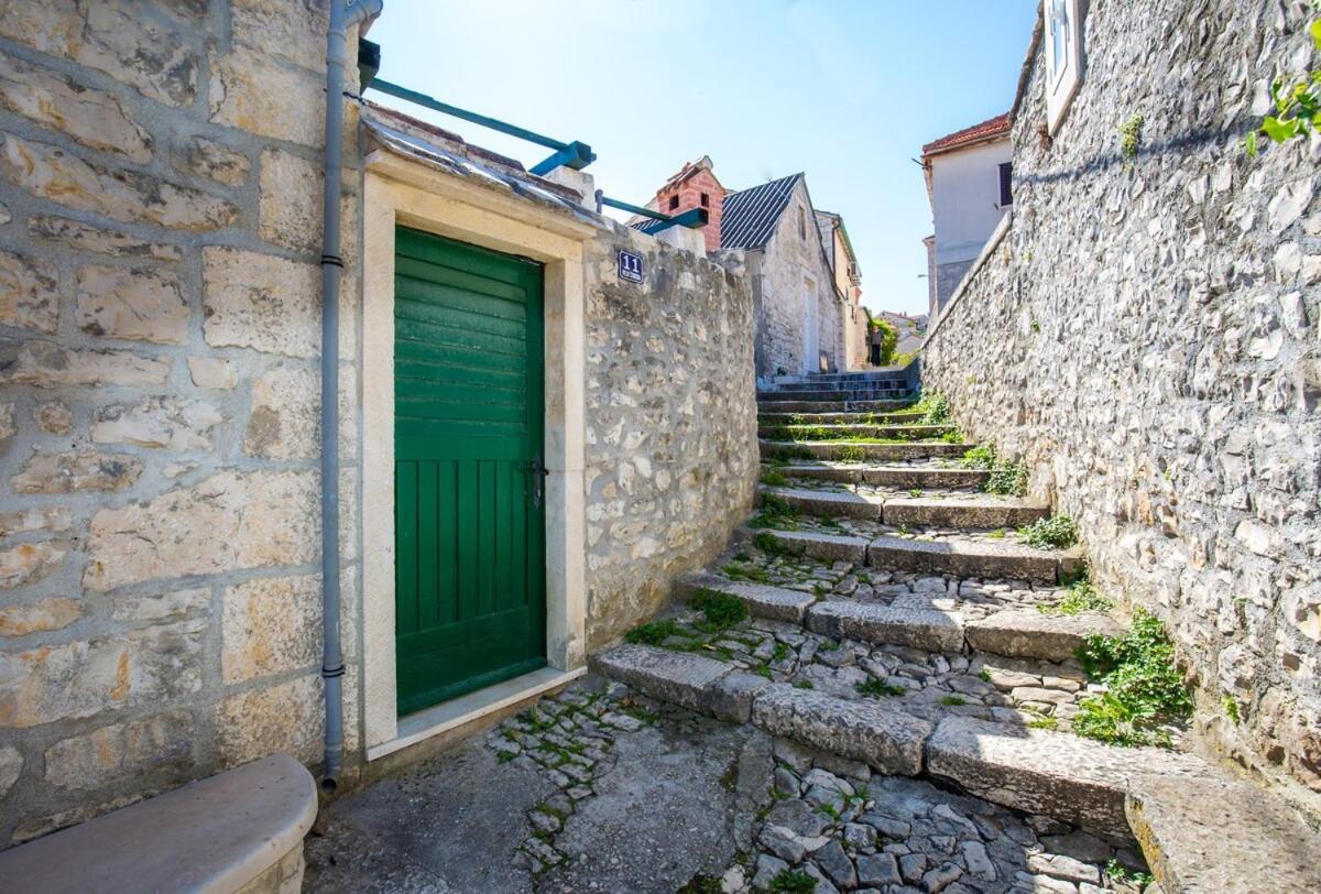 Visilo Stone House Vila Pucisca Exterior foto